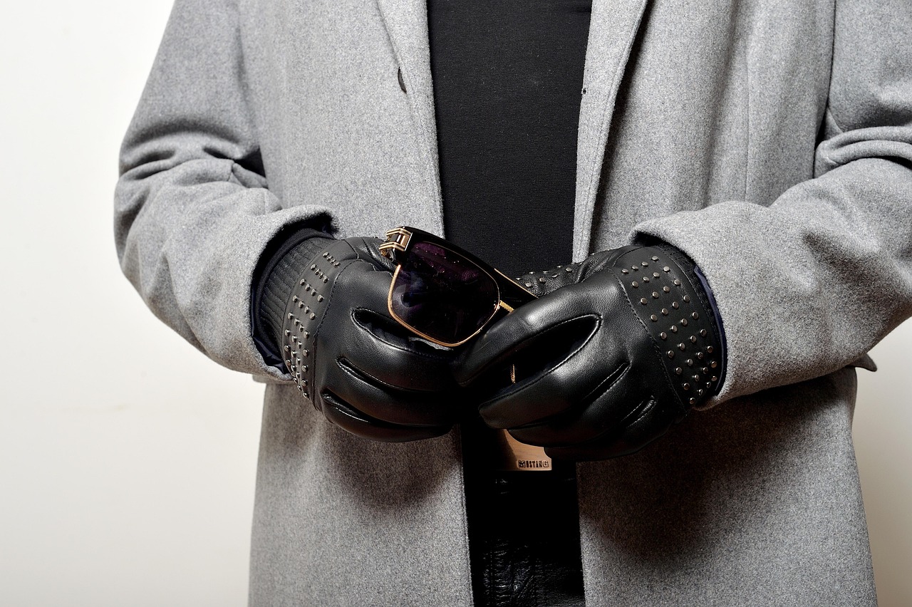 Pro Tips: Best Boxing Gloves for Beginners by Hand Size and Padding Type