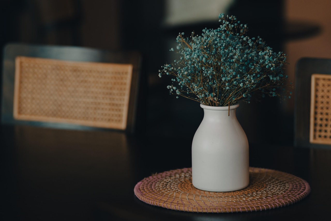 Beginner-friendly Hydroponic Systems for Indoor Gardening: The Complete Buyer's Guide