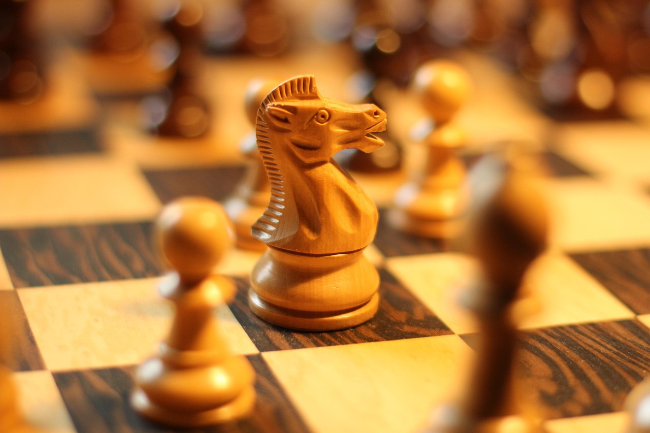 High-end Staunton Chess Pieces for Tournament Use: The Complete Buyer's Guide
